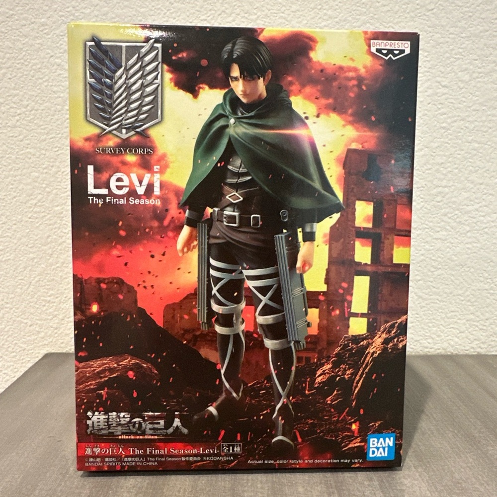 Attack on Titan Levi Ackerman Anime Figurine